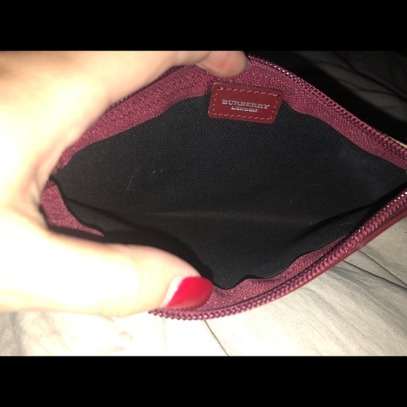 COPY - Authentic Burberry Wristlet - Picture 5 of 14